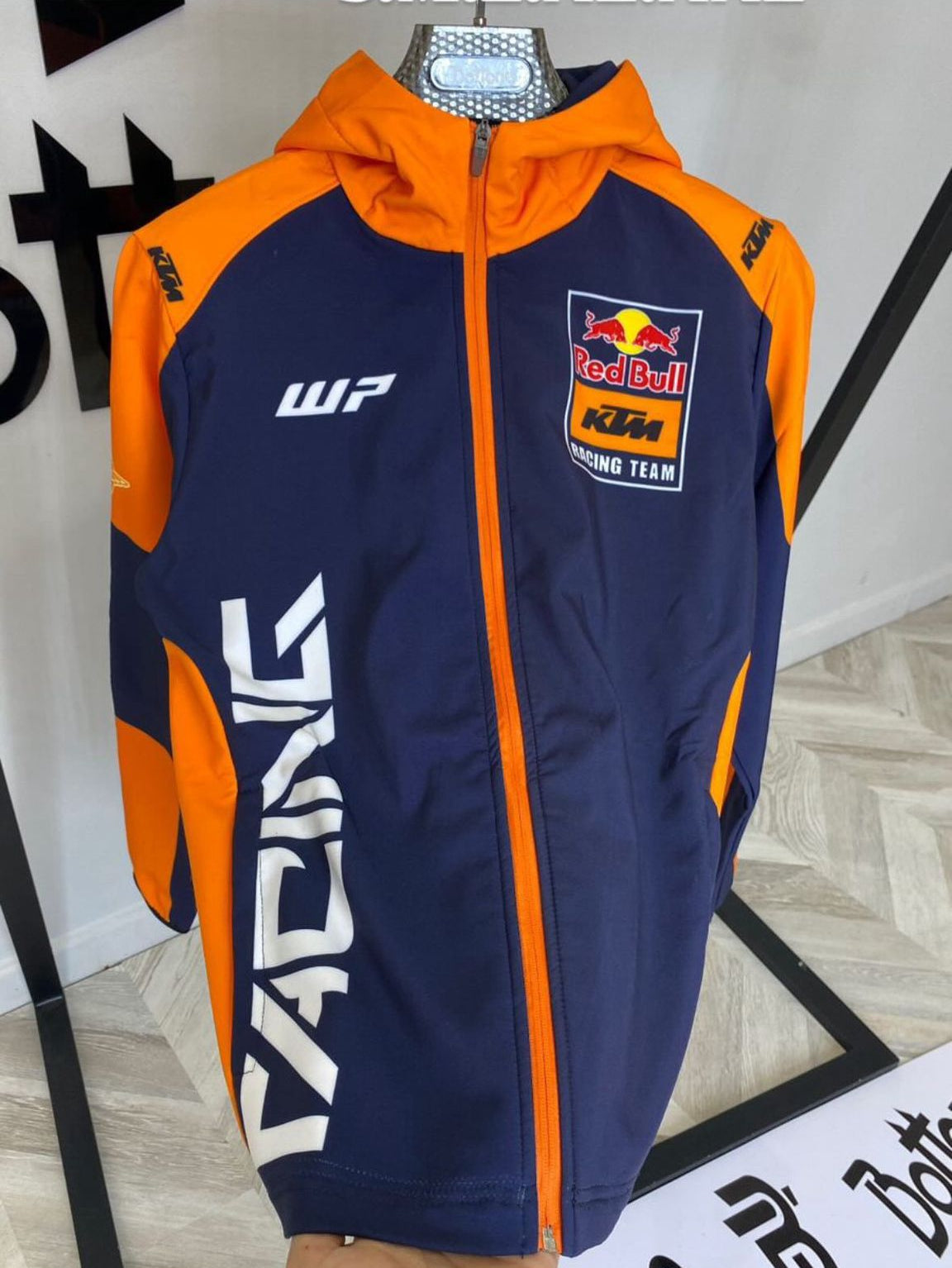 Chaqueta KTM con Capucha